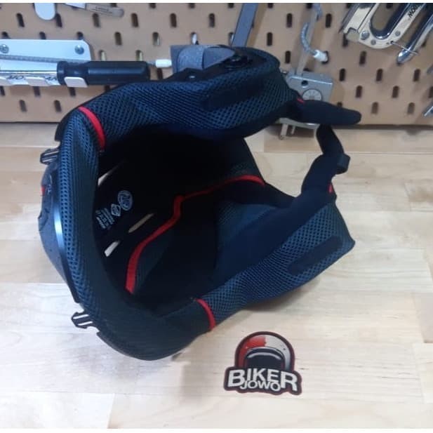 Busa Nolan N70.2 GT - Nolan N44 Evo