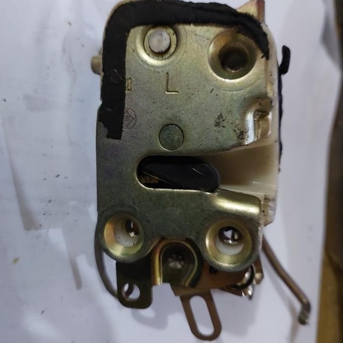 Doorlock Pintu Depan Kanan-Kiri Panther Kotak Ori  Ready