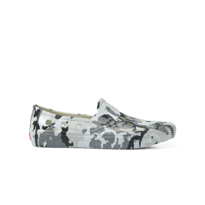 VANS Slip On Arctic Black Marshmallow Sepatu Unisex - VN0A5HF81KP - Size 36.5