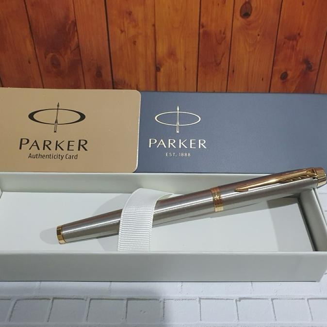 

TERMURAH - Pulpen Parker IM New Original Rollerball Brushed Metal Gold Trim