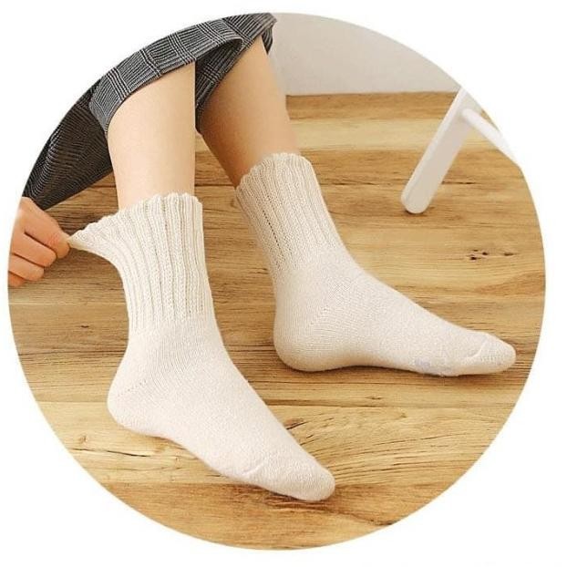 Kaos Kaki Musim Dingin Winter So Wool Bulu Domba Wanita Hangat