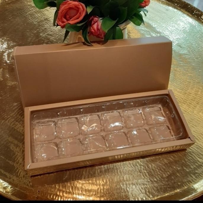 

TERLARIS - Dus Sekat 12 Sliding, isi 10 pcs