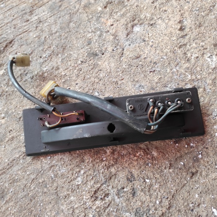 Suku Cadang Switch Panel Ac Panther Original