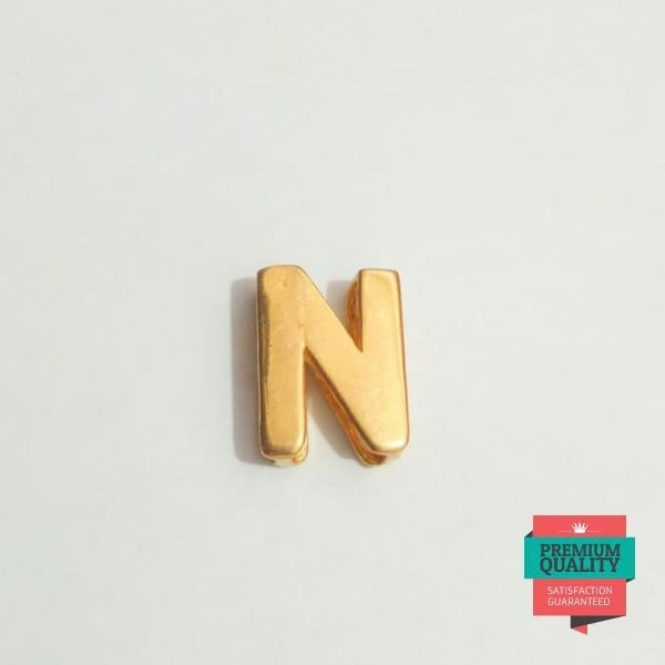 Terlaris Grosir Restock....Liontin nagita emas asli kadar 875 liontin huruf n Elegan