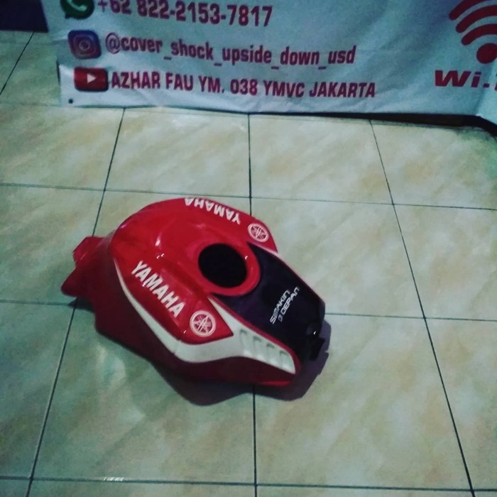 Laris Cover Tangki Yamaha R15 V2 Model R1 Merah