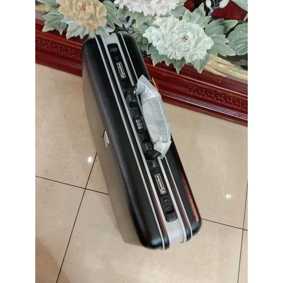 

NEW TAS KOPER MAP DOKUMEN FILE KANTOR PRESIDENT 20 INCI 3146 BLACK 27