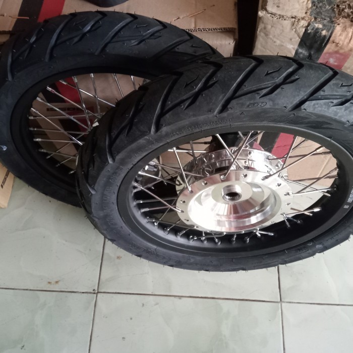 velg v Rossi n max new ring 14 x185/160 plus ban siap pasang