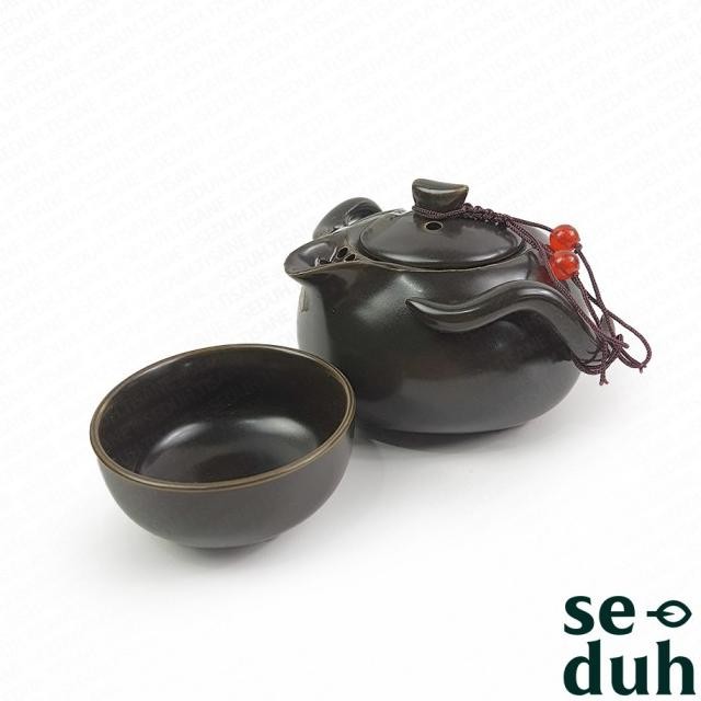 Chinese Cerac Teapot Set / Cangkir Teko Teh Set