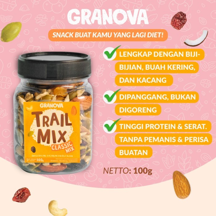 

KOMPLIT Trail Mix Classic Cemilan kacang dan buah keringAlmond, Cashew