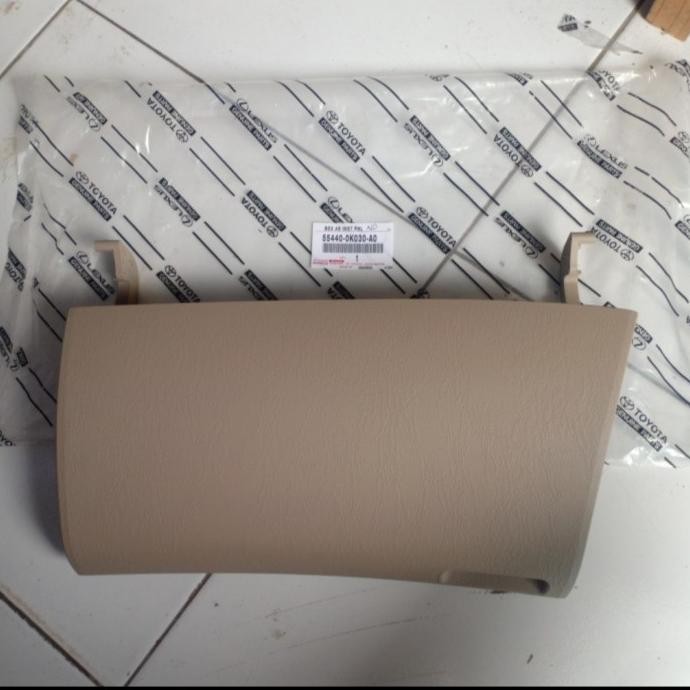 tutup laci atas dasboar Innova 2004-2010 krem original