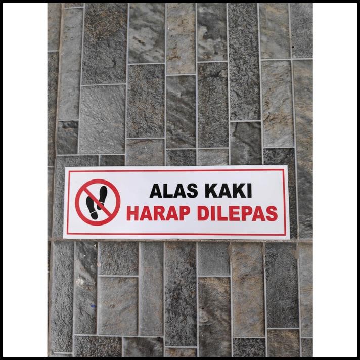 

HOT DEAL STIKER VINYL ALAS KAKI HARAP DILEPAS HIMBAUAN OFFICE MASJID MUSHOLLA !!