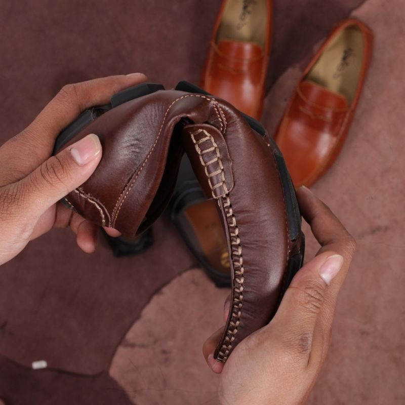 [Produk Terbaru] Sepatu Nawies / Casual Kulit Asli