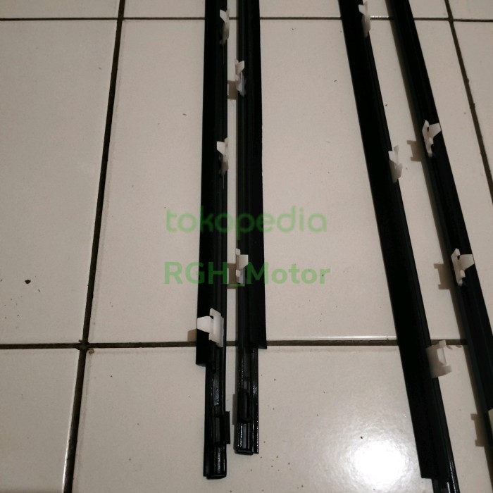 Pelipit Kaca Avanza /Xenia Lama 2004/2012