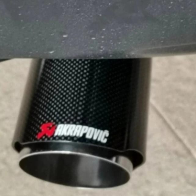 KNALPOT CARBON GLOSSY AKRAPOVIC MOBIL AYLA