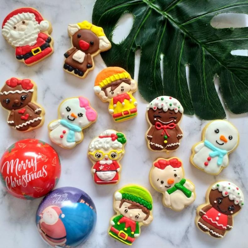 

Cookies Natal ukuran 6cm & 7cm - Christmas cookies -Kukis Natal Besar