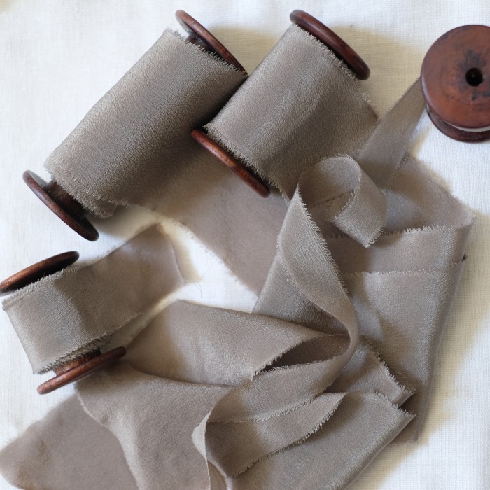 

Silk ribbon - Taupe