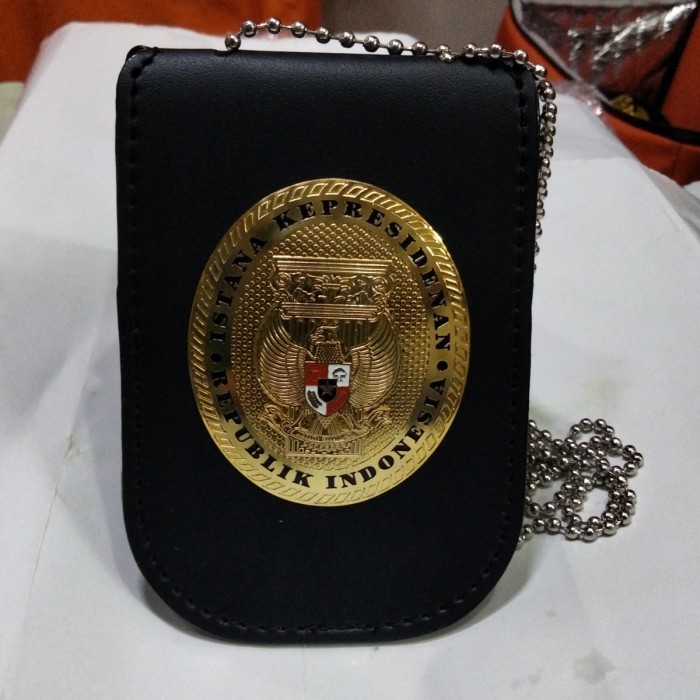 

Kalung Lencana Name Tag Id Card holder ISTANA Terbaru