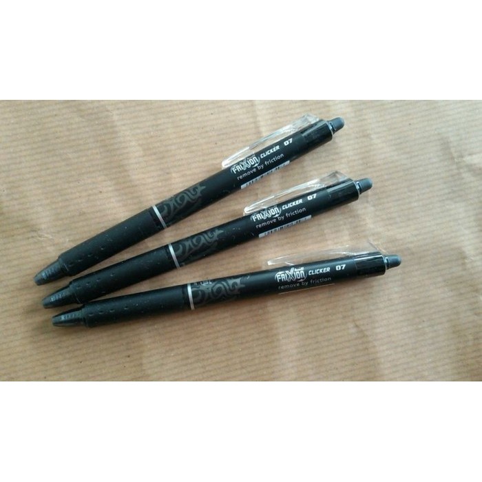 

TERBARU PEN FRIXION 0.7 HITAM(JETRET) PULPEN BISA DIHAPUS PROMO!