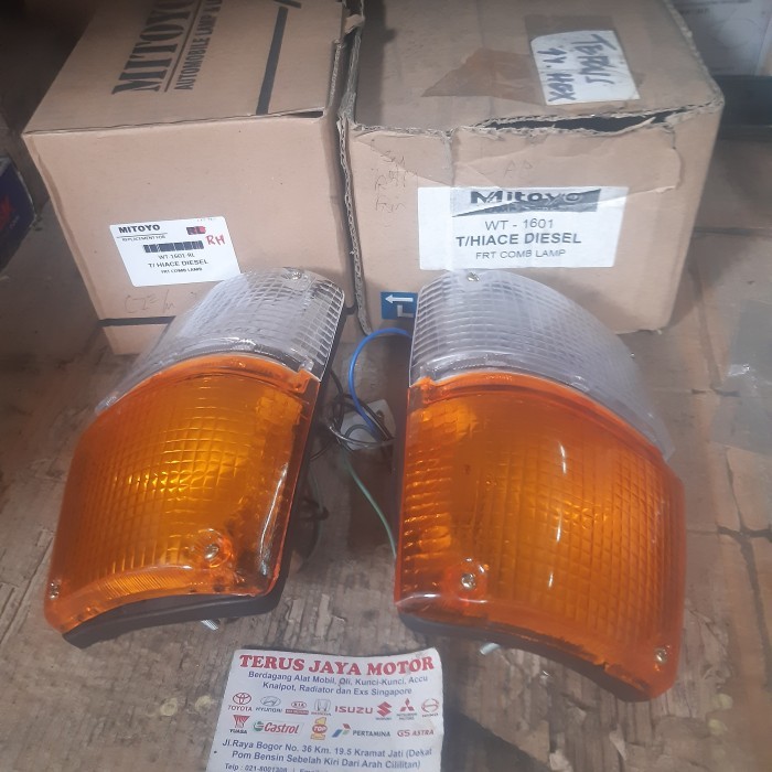 LAMPU SEN TOYOTA HIACE LAMA ASSY