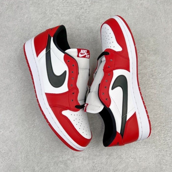 AJ 1 Retro Low OG 'chicago' 705329-600