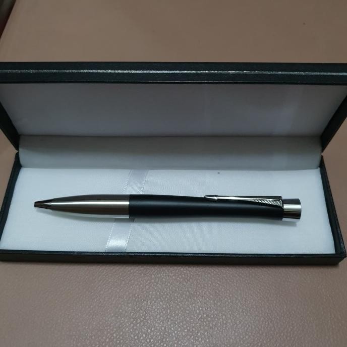 

Terlaris ! Pulpen Promosi Eksklusif Parker Urban Ballpoint Klip Silver Inc Grafir
