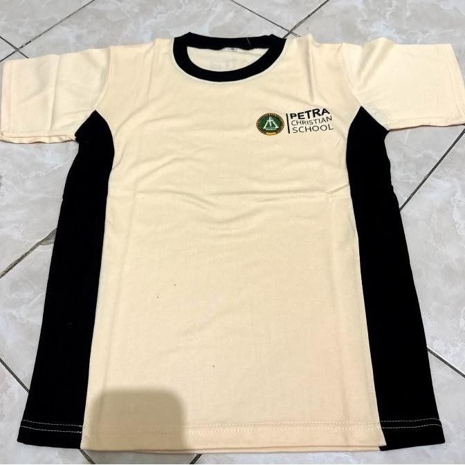 Seragam Kaos OR Sekolah Petra Size 3 dan 6 dan Celana OR size 5