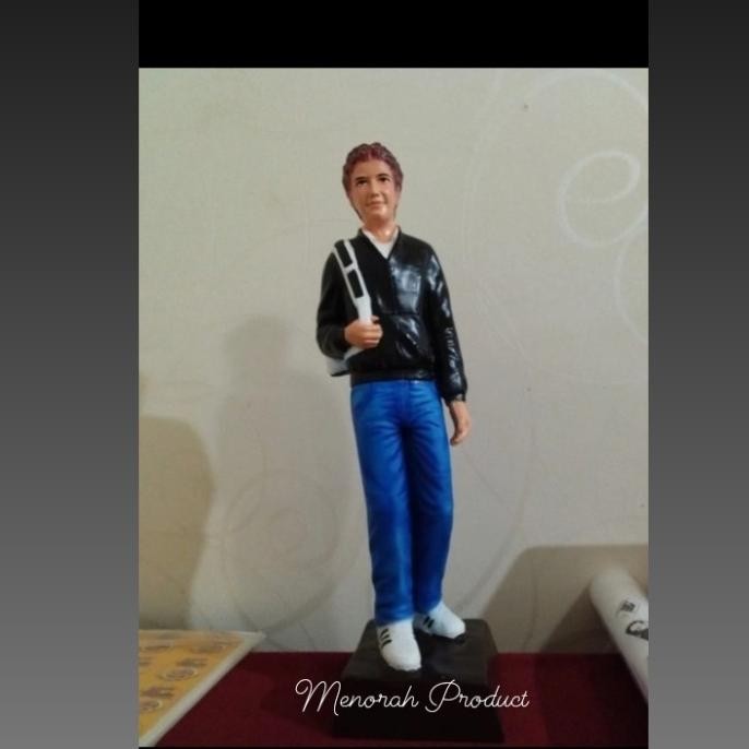 Patung Beato Carlo Acutis. 40Cm Diskon