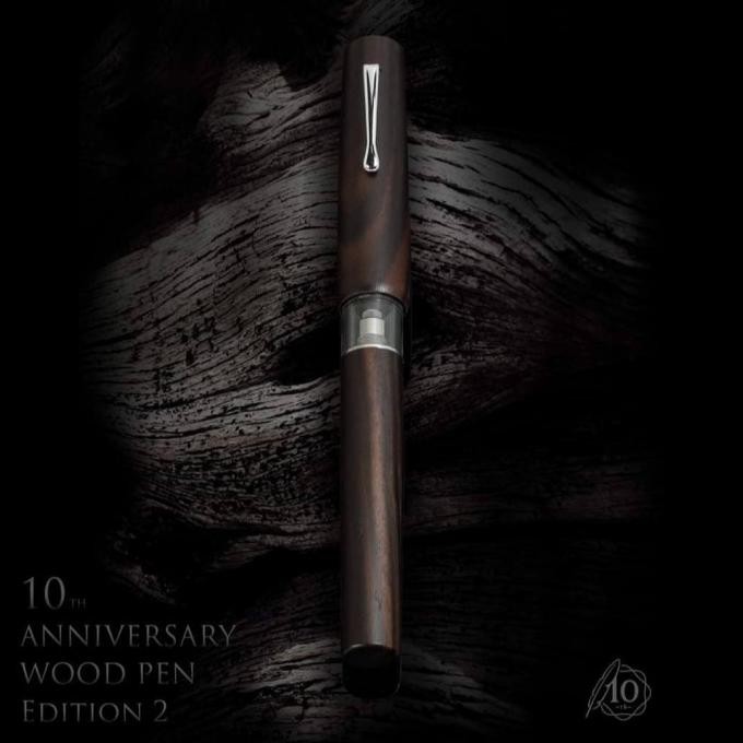 

NEW Fine Writing - Fenestro Wood Fountain Pen 2 (Limited Edition)
