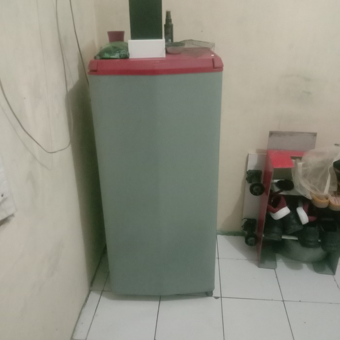 KULKAS 1 PINTU MERK SANYO NORMAL