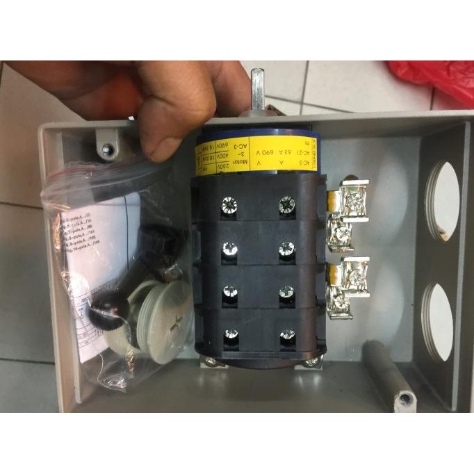 [ Tt88 ] Handle Ohm Saklar 4Pole 63A
