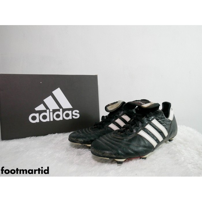 SEPATU BOLA ADIDAS WORLD CUP 011040 ORIGINAL