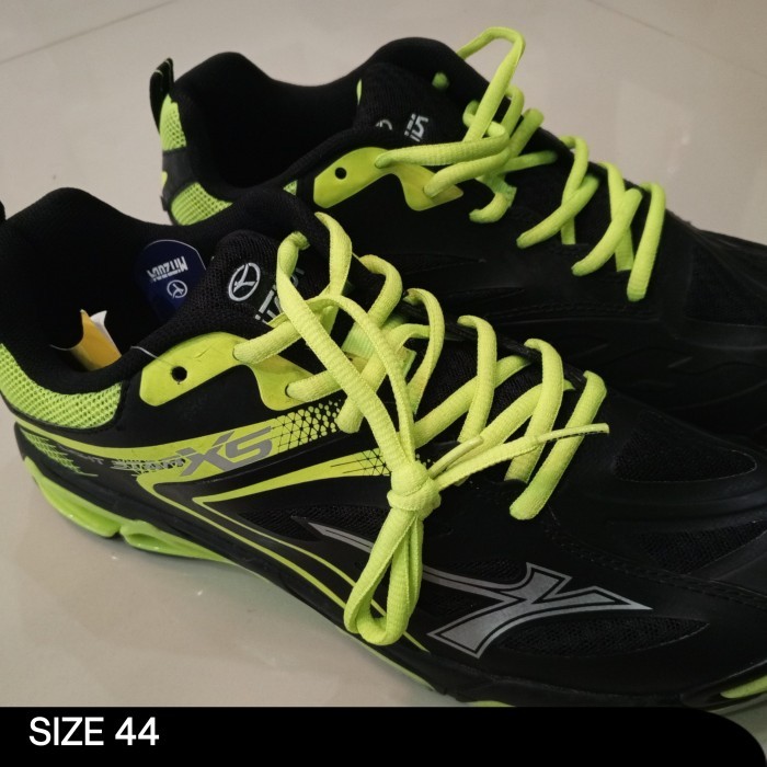 SEPATU OLAHRAGA MITZUDA SIZE 44