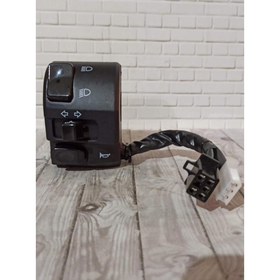 (PNP) SAKLAR KIRI HOLDER KIRI NEW NMAX 2020 AEROX CONNECTED LEXI