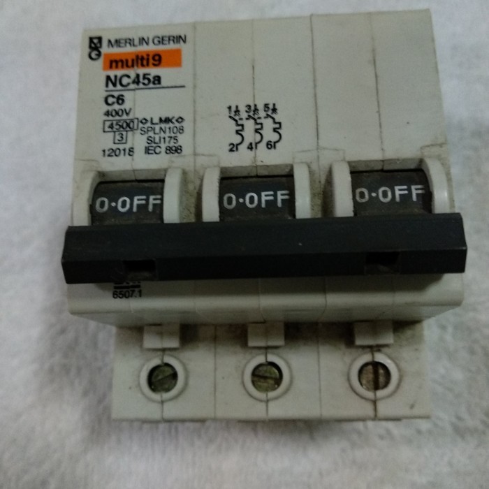 MCB MERLIN GERIN NC45a 3p