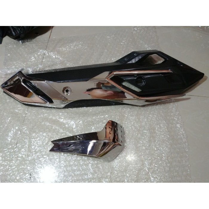 Cover & Tutup Knalpot Vario 150 & Vario 125 Led Chrome Hitam Variasi