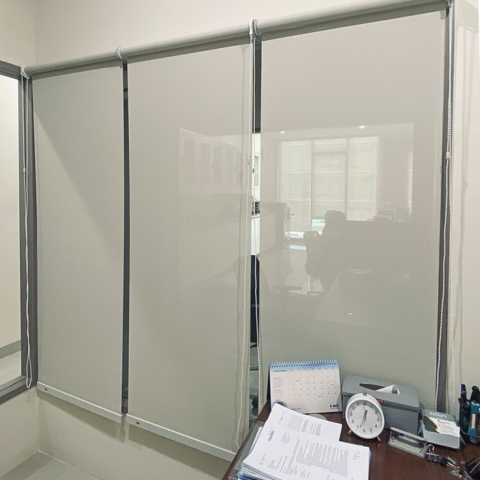 Onna Roller Blinds - tirai jendela gulung tarik kantor minimalis rumah