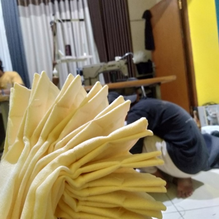 gorden plisket polos model cantolan costum