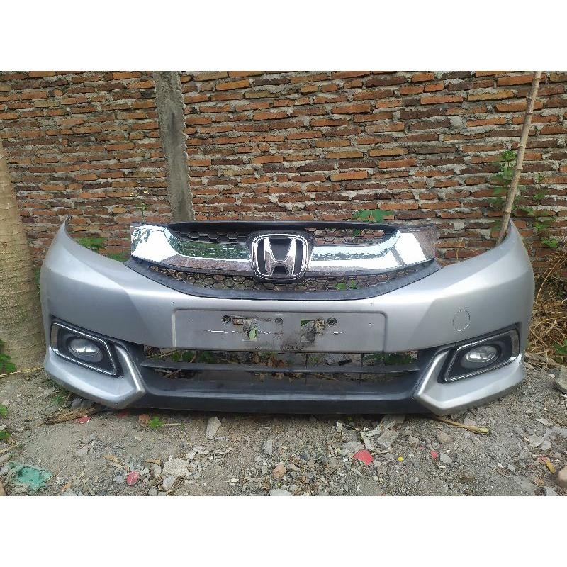 Bumper Depan Mobilio