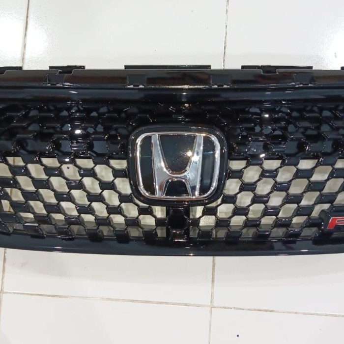 Grill Honda HRv 2023 model RS Black glossy