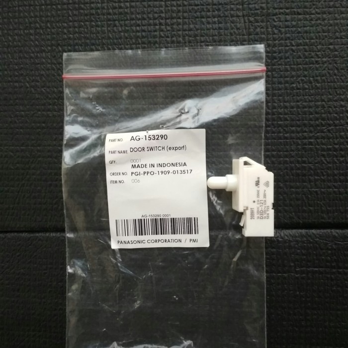 SAKLAR LAMPU KULKAS PANASONIC 2 PINTU PUSH OFF DOOR SWITCH ORIGINAL