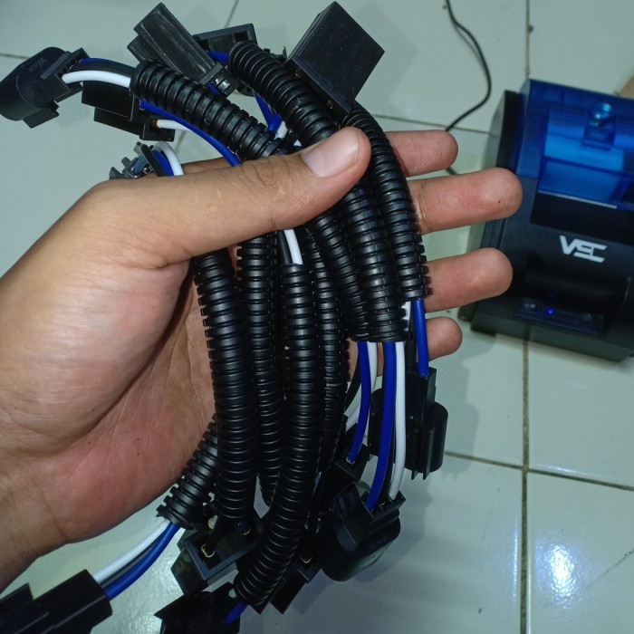 SOKET SOCKET HEADLAMP H4 - SOKET H4 LAMPU MOBIL/MOTOR UNIVERSAL