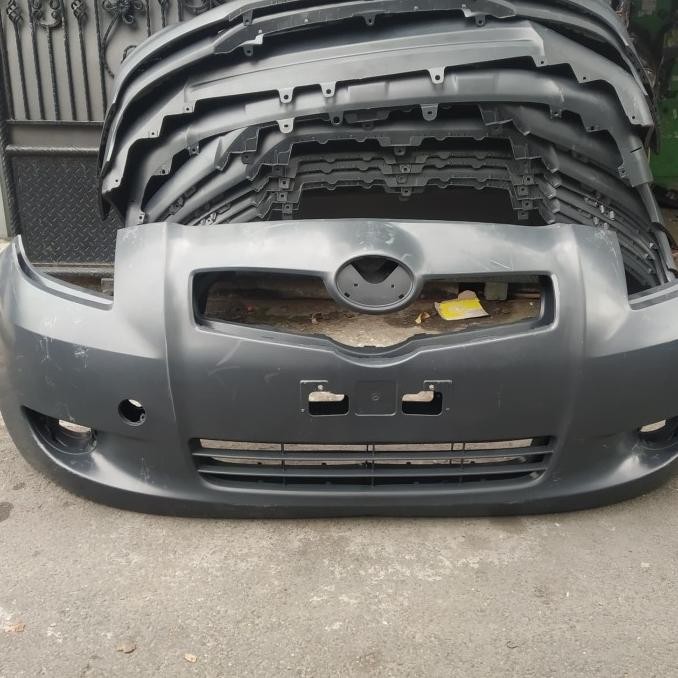 bemper depan yaris 2006