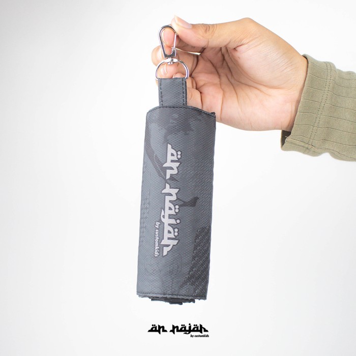 ORIGINAL Sajadah Travel Anti Slip Waterproof Gulung Zanayya Series Dark Gray - SAJADAH MUKA