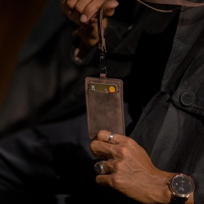 

Buy New Reven Leather Id Card Arca Lanyard Kulit Sapi Asli Model Kalung Neo