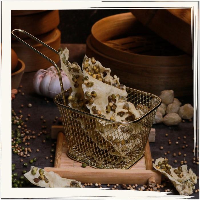 

Peyek / Rempeyek Hj. Ira - Toples 10 Liter - Lebih Ekonomis - Kemriyuk