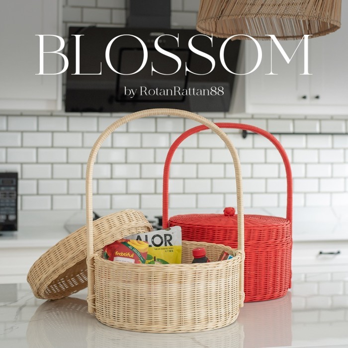 

Imlek Keranjang Merah Bulat Rantang Blossom Imlek dan Sangjit - Natural !NEW