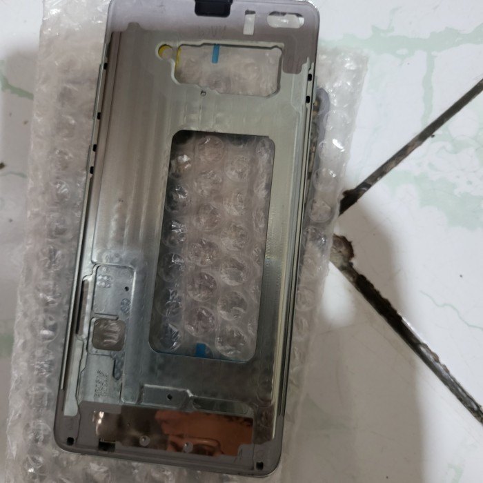frame samsung s10 plus