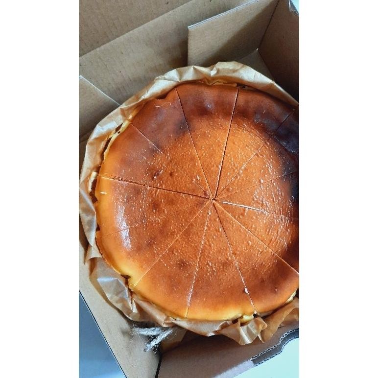 

Original Burnt Cheesecake Small - Gluten Free