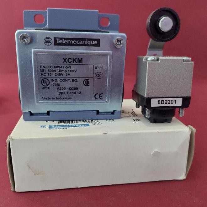 Telemecanique Limit Switch Xckm1