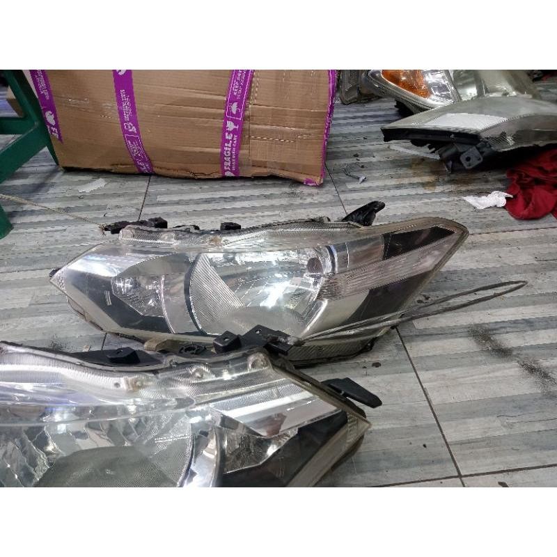 Headlamp Lampu Depan Toyota Vios Gen 3 Original